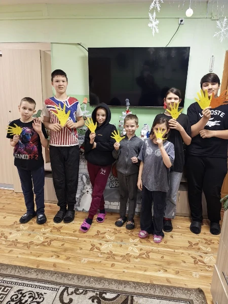 "Солнце на ладошке"